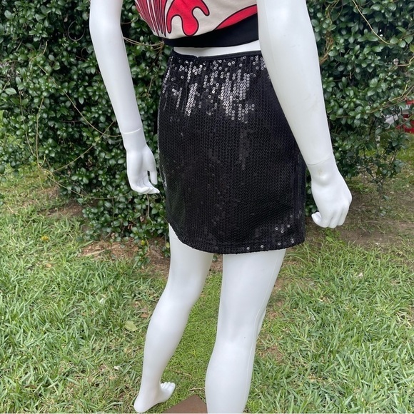 💋Dream Girl Black Sequined Elastic Waist Moto Mini Skirt - Picture 4 of 12